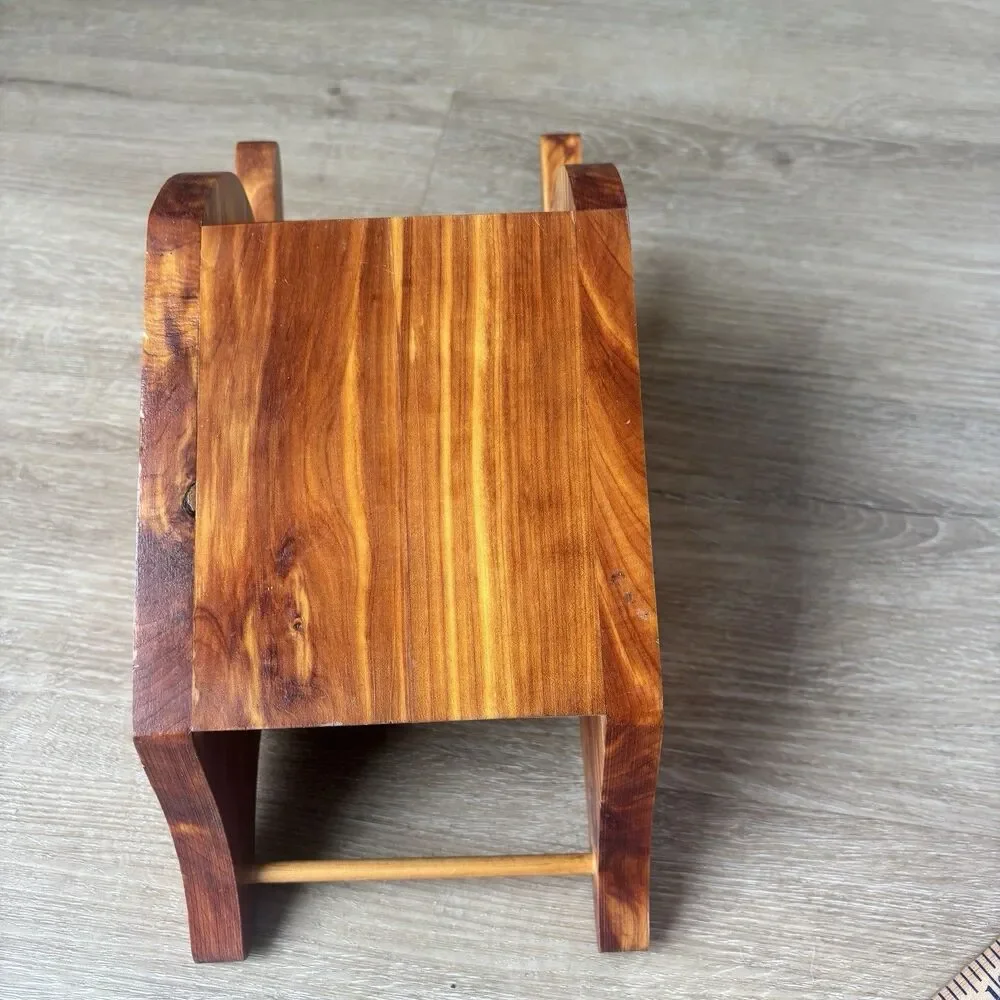 Hand Crafted add touch